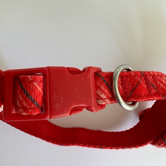 5/$20 Festive Plaid Dog Collar with Bow, Size Small - Picture 7 of 7